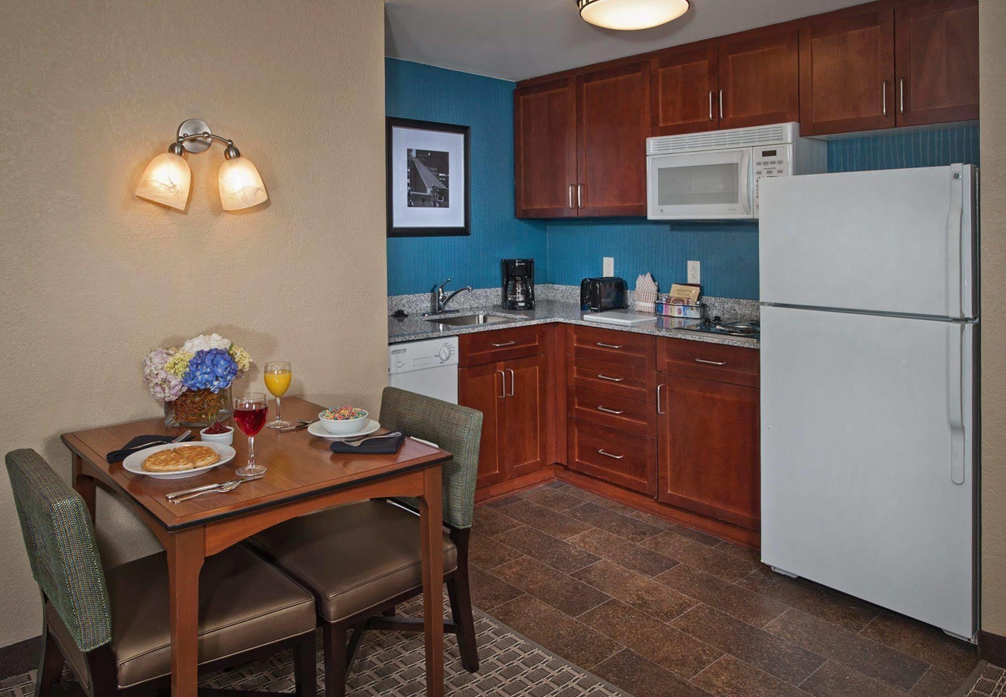 Residence Inn By Marriott Baltimore Downtown/ Inner Harbor Esterno foto